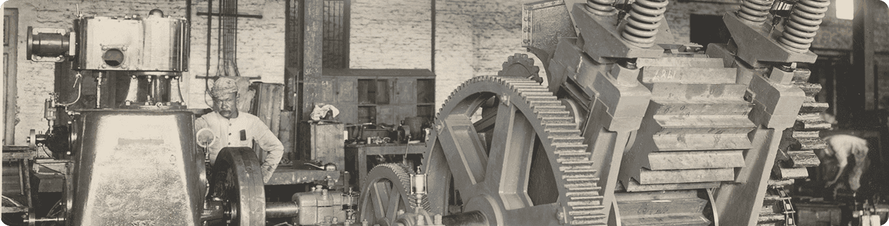 Sf. Brangkal _ Rietbladcrusher met gietstalen gearing, standaards en rollen.png